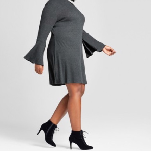 NEW•3X•Bell Sleeved Swing Dress•NWT• - Picture 2 of 8